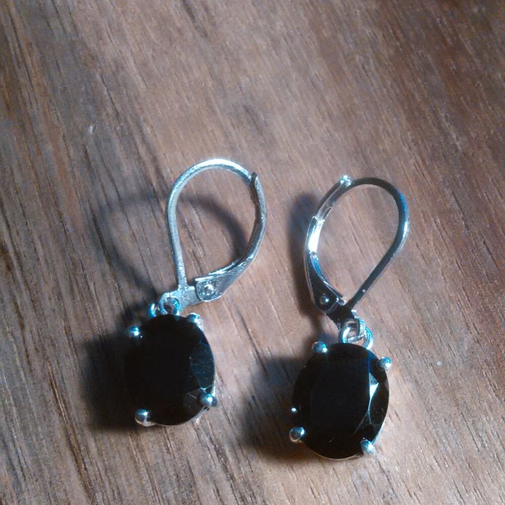 Thai Black Spinel Platinum Bond Dangle Earrings - Picture 4 of 7